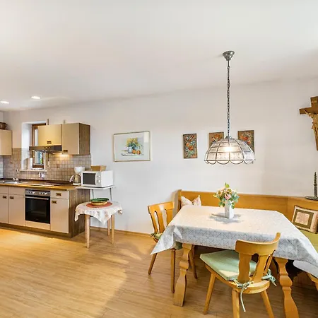 Kauderer - 1 Apartment *