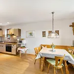 Kauderer - 1 Apartman *